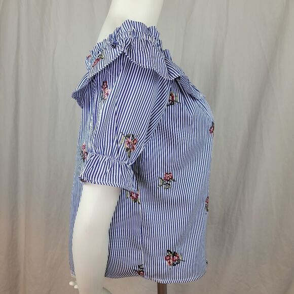 Active USA Blue and White Striped On/Off Shoulder Embroidered Top - Picture 2 of 8
